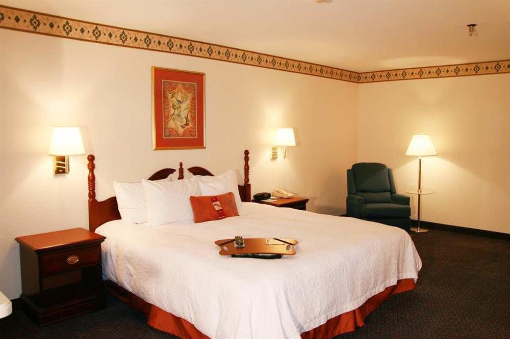 Hampton Inn Cornelia Ruang foto
